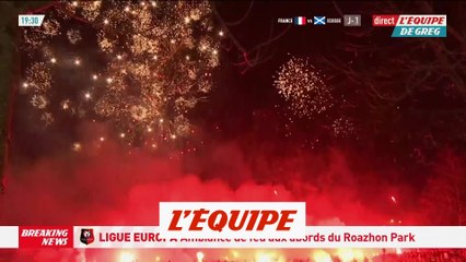 Ambiance de feu aux abords du Roazhon Park - Foot - C3 - Rennes