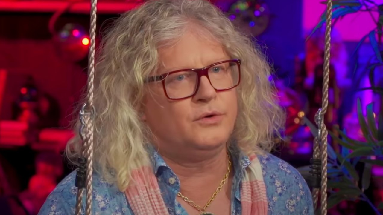 GALA VIDEO - “On nous bassine avec Pierre Palmade, mais…” : Pierre-Jean Chalençon pousse un énorme coup de gueule (1)