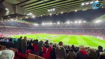 El espectacular ambiente en Old Trafford antes del United-Barça