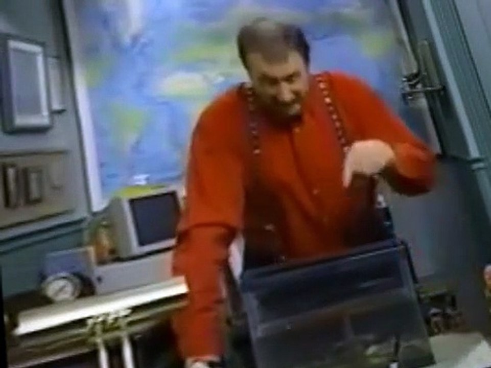 Theodore Tugboat Theodore Tugboat S02 E003 – A Whale Of A Tug