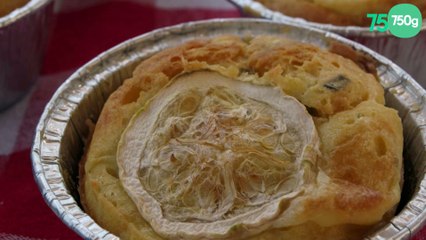 Cake aux courgettes, menthe et parmesan