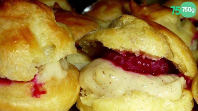 Petits choux à la crème pâtissière & framboises