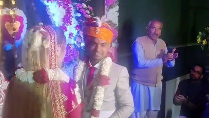 विदेशी दुल्हन ने देशी दुल्हा अपनाया, थामी जीवन की डोर