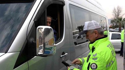 Genç sürücüden yediği cezaya ilginç tepki: "Bütün harçlıklarım gitti"