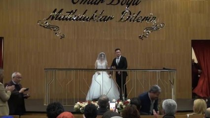 Depremde Yakınlarını Kaybeden Çift, Yerleştikleri Denizli'de Evlendi