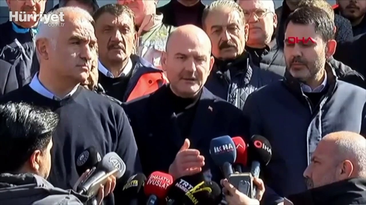 Bakanlar, Malatya Afet Koordinasyon Merkezi’nde deprem bölgesinde açıklamalarda bulundu