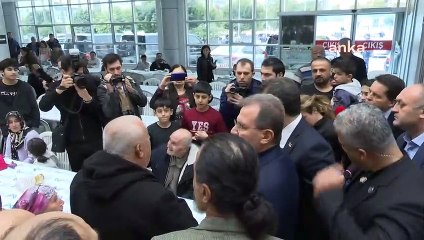 İmamoğlu Mersin'de depremzedelerle buluştu: Bunun iktidarı yok, muhalefeti yok