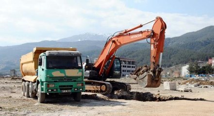 İSLAHİYE'DE 399 KONUTUN TEMELİ KAZILIYOR