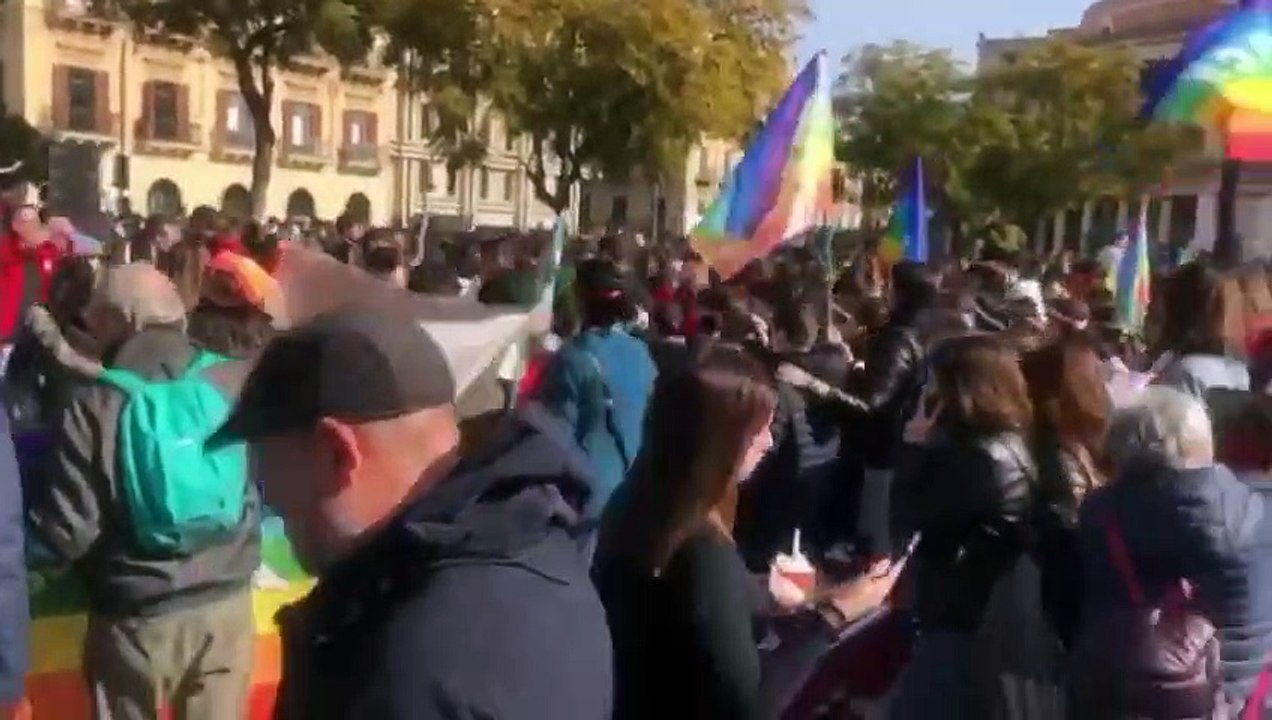 Palermo, migliaia in corteo per la pace in Ucraina