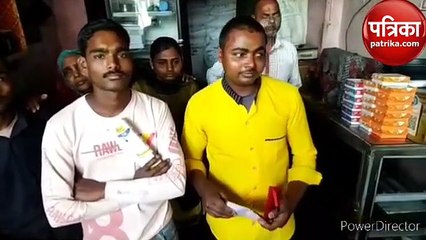 यूपी के इस जिले में दोनों आंख का अंधा दे रहा बोर्ड परीक्षा, जानिए इसके परीक्षा और पढ़ने का तरीका