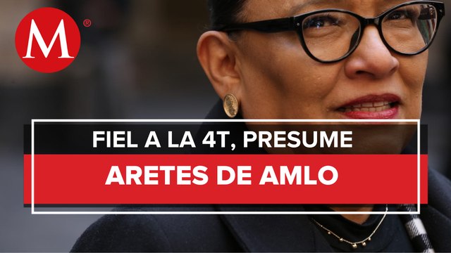 Rosa Icela Rodríguez presume sus aretes de oro con imagen caricaturizada de AMLO