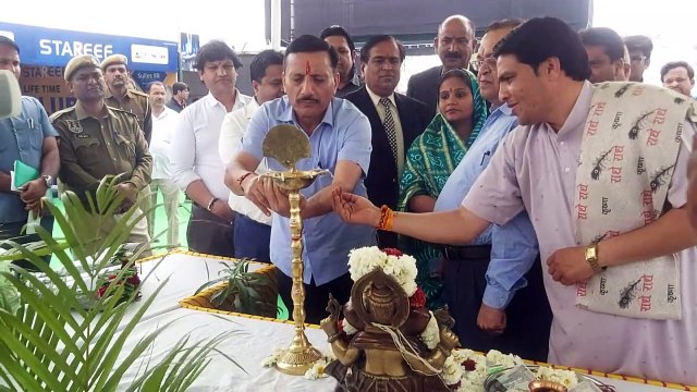 पहले दिन शहर भर से पहुंचे लोग, वीकेंड पर आप भी आएं घर तलाशने