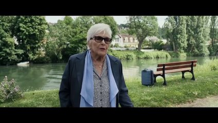 Un paseo con Madeleine Tráiler