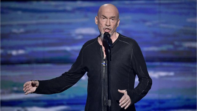 VOICI - Florent Pagny victime d’une rechute du cancer ? Un proche donne de ses nouvelles