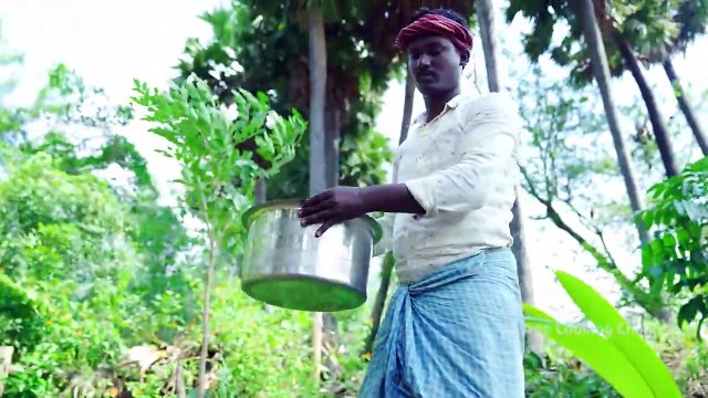 BANANA CHIPS _ Kerala Special Nendran Raw Banana Chips _ Street Food Snack Recipe cooking in