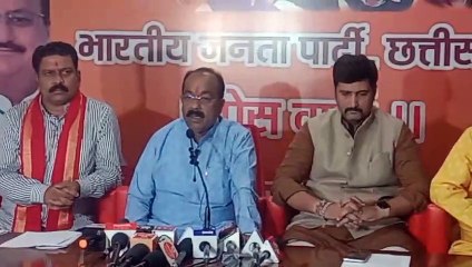 छत्तीसगढ़ में 2018 में जब कांग्रेस ने अपना जन घोषणा पत्र जारी किया था उस समय आदरणीय राहुल गांधी जी वहीं* *पर* मौजूद थे