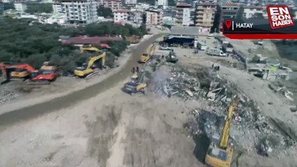 Hatay'daki Rönesans Rezidans'ın enkazı kaldırıldı