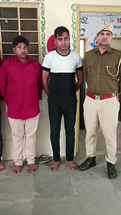 सिर्फ कर्ज चुकाने बेटे ने मां के संग मिलकर कराया पिता का खून!