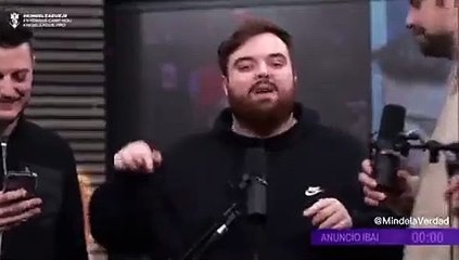 El desprecio a Sánchez no tiene límites: Kun Agüero interrumpe a Ibai Llanos gritando “¡Que te vote Txapote!”