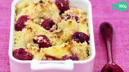 Descargar video: Crumble aux framboises et aux poires