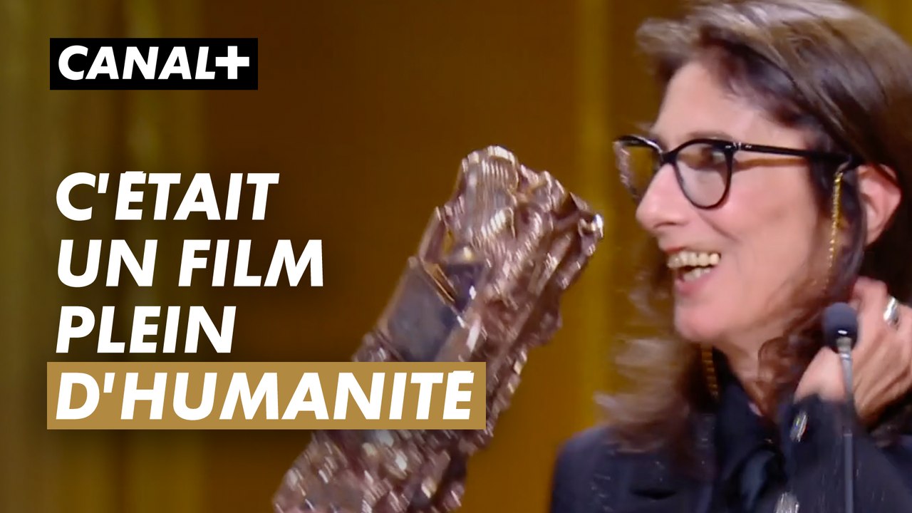 Gigi Lepage remporte le prix des meilleurs costumes pour Simone, le voyage du siècle - César 2023 - CANAL+