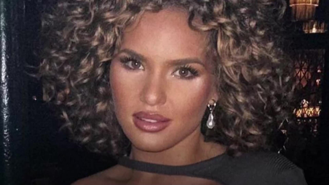 Voici - "Tu veux un cours ?" : Léa (Star Academy) dévoile la vidéo de son casting de danse et taquine Yanis Marshall