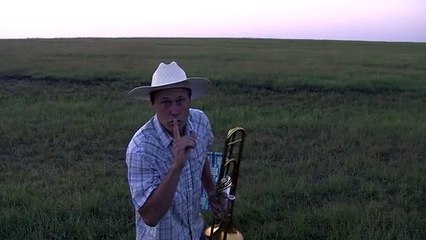 Serenading the cattle with my trombone (Lorde - Royals)