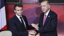 Cumhurbaşkanı Erdoğan'la görüşen Macron'dan Türkçe destek mesajı: Dayanışma içerisindeyiz