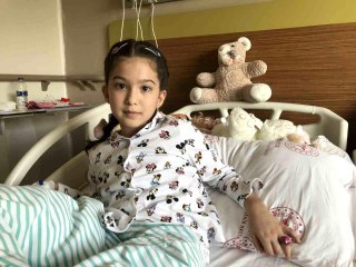 Depremin simge ismi minik Yağmur: "Artık üşümüyorum aksine terliyorum"