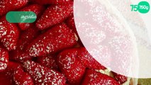 Charlotte aux fraises et biscuits roses maison
