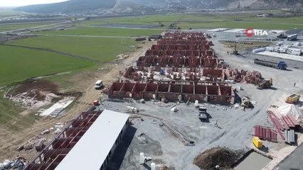 Bakan Kurum: "Kalıcı konutlarımızı tamamlayana kadar vatandaşımızı mağdur etmeyeceğiz"