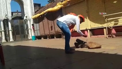 Budist ve Hindu çeteler Müslümanlara ait türbeyi bombaladı!