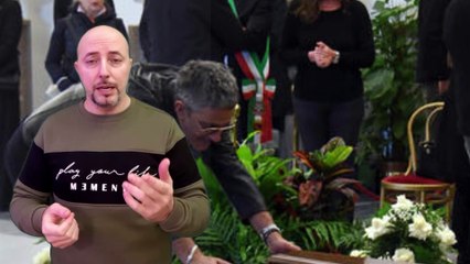 Il feretro di Maurizio Costanzo è arrivato in Campidoglio ore 1030-1800