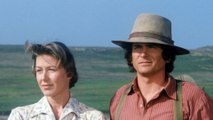 VOICI : Karen Grassle : que devient l'interprète de Caroline Ingalls dans La petite maison dans la prairie ?