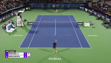 Krejcikova upsets Swiatek to secure Dubai title