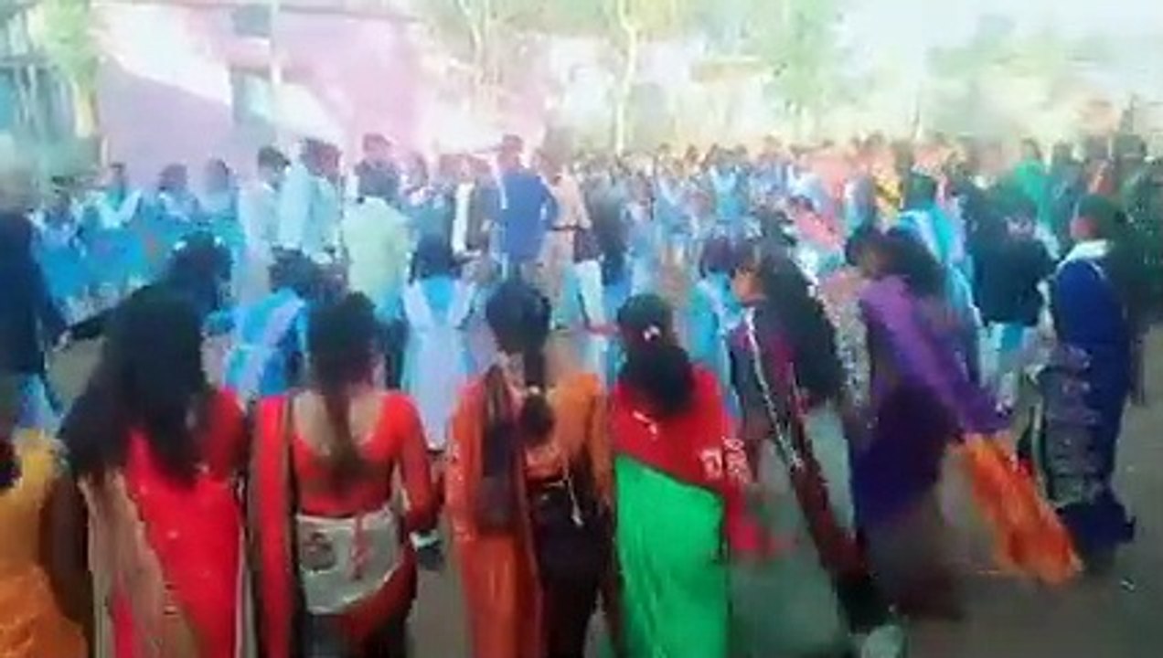 हाई_स्कूल_जलेगांव_संकुल कमको मोहनियां में 10 वी के छात्र छात्राओं के विदाई समारोह