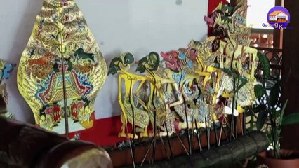 Video herunterladen: Shadow Puppets (Wayang kulit), a unique culture from Indonesia