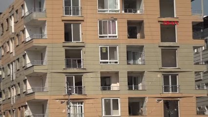 HAYALET ŞEHRE DÖNEN HATAY'DA 'KİRALIK' VE 'SATILIK' YAZILARI