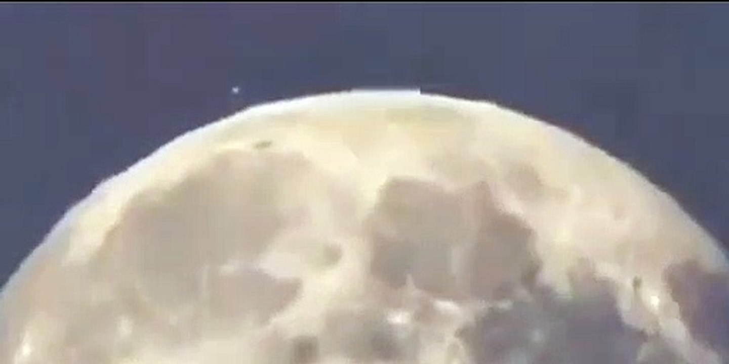 Alaskan UFOs Landed on the Moon