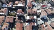 Malatya'da tarihi 'Beşkonaklar' dimdik ayakta, aynı sokaktaki diğer binalar yıkıldı
