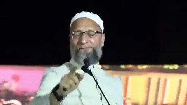ओवैसी यांची बोचरी टीका... थेट ठाकरेंना भिडले |