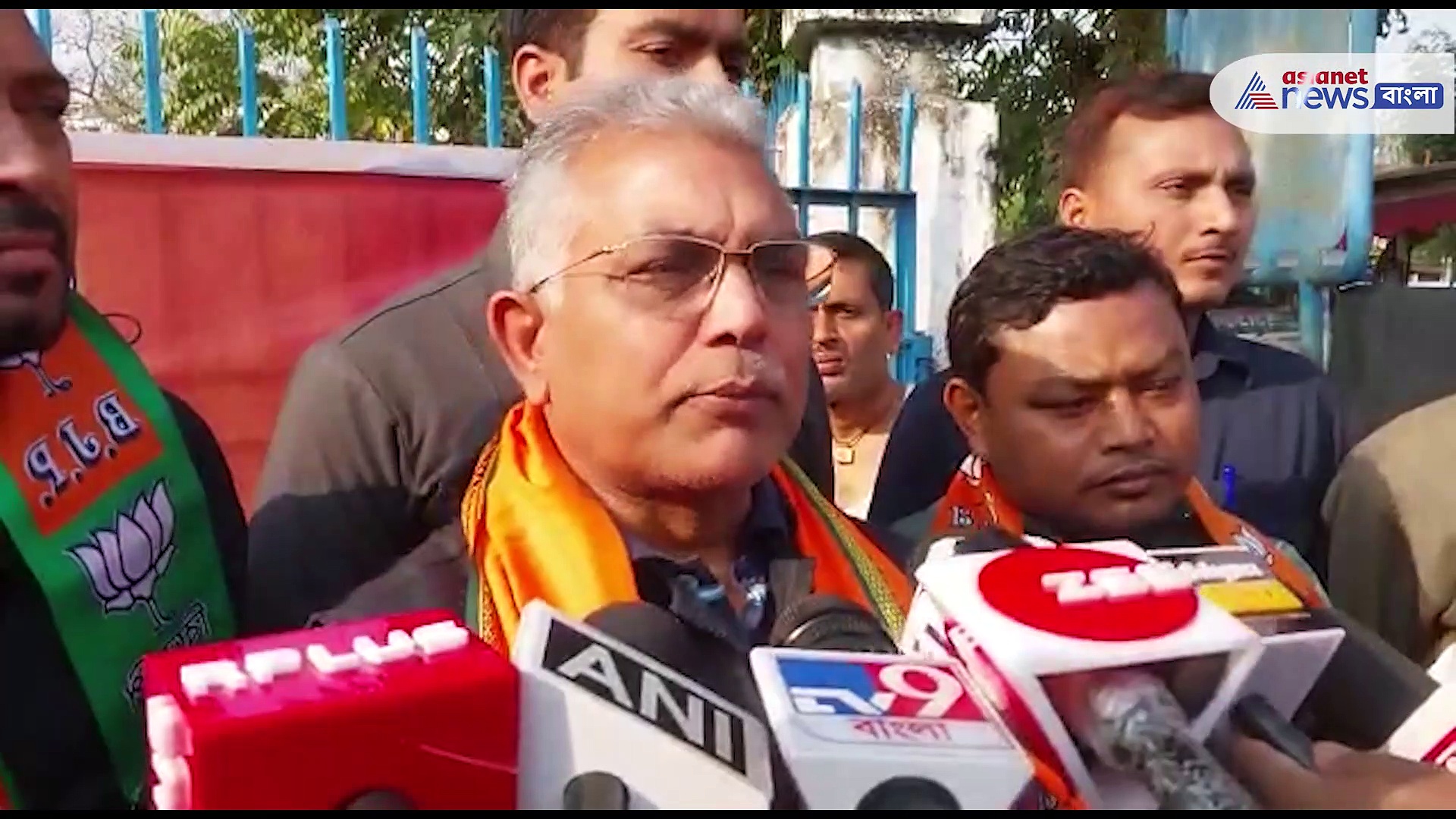 'পুলিশ নপুংসক হয়ে গেছে', দিনহাটায় নিশীথ প্রামাণিকের গাড়ির উপর হামলায় তীব্র নিন্দা দিলীপ ঘোষের