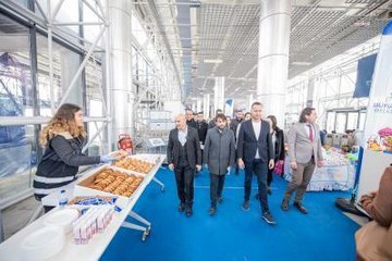 Tunç Soyer'den Fuar İzmir'e Gönüllü Çağrısı: "İzmirlileri Bu Dayanışmanın Parçası Olmaya Davet Ediyorum"