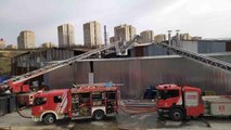 Başakşehir'de tekstil fabrikası alev alev yandı