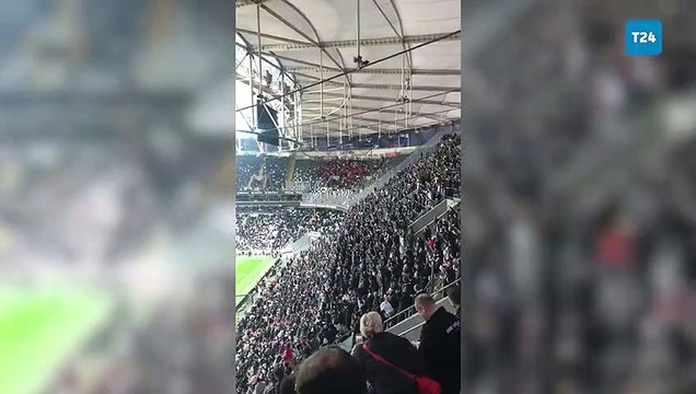 Beşiktaş tribünlerinden Hükûmet istifa tezahüratları