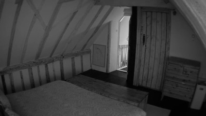 Celebrity Help My House is Haunted S02E01 Louie Spence