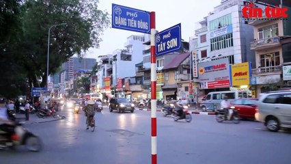 Vietnamese people go crazy on the road! so dangerous!