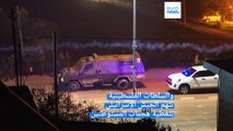 شاهد: مئات المستوطنين الإسرائيليين يهاجمون الضفة الغربية ويحرقون عشرات المنازل والسيارات