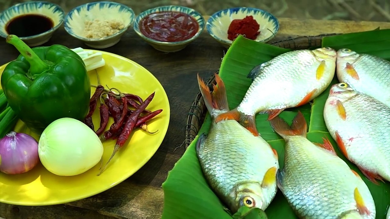 #CookingFish Braised Fish Recipe,Red Chili,Coconut Cream,Eating So Delicious In The Bamboo Jungle
