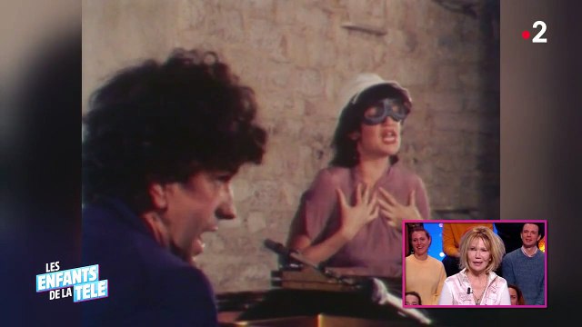 Laurent Ruquier était aux commandes d'un nouveau numéro des Enfants de la télé . L'animateur recevait notamment cette fois autour de sa table Clémentine Célarié.